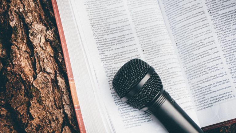 The Importance of Paying Close Attention to Worship Lyrics